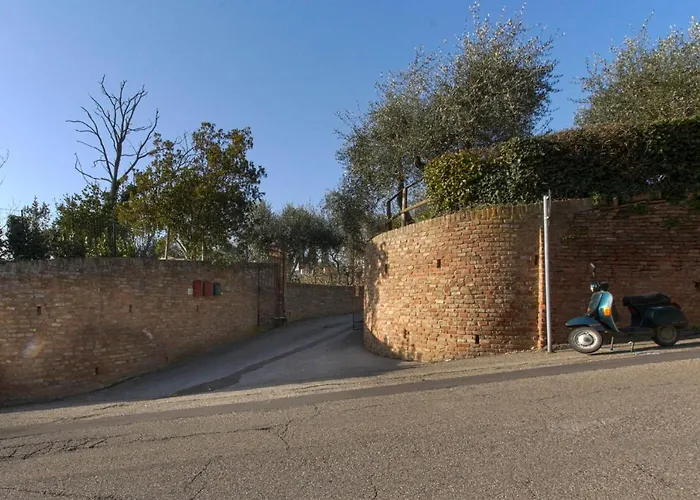 Appartamento Il Giardino Del Giuggiolo Siena