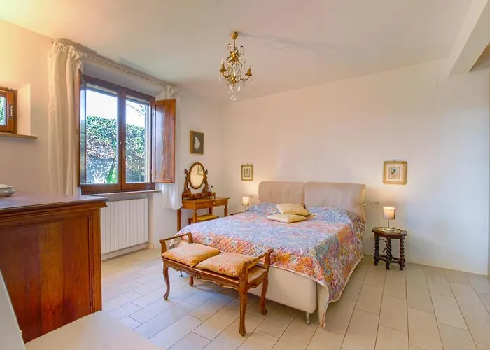 Il Giardino Del Giuggiolo Apartment *